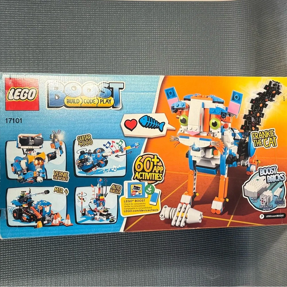 LEGO Boost Creative‎ Toolbox 17101 Fun Robot Building Set & Education 847 Pieces